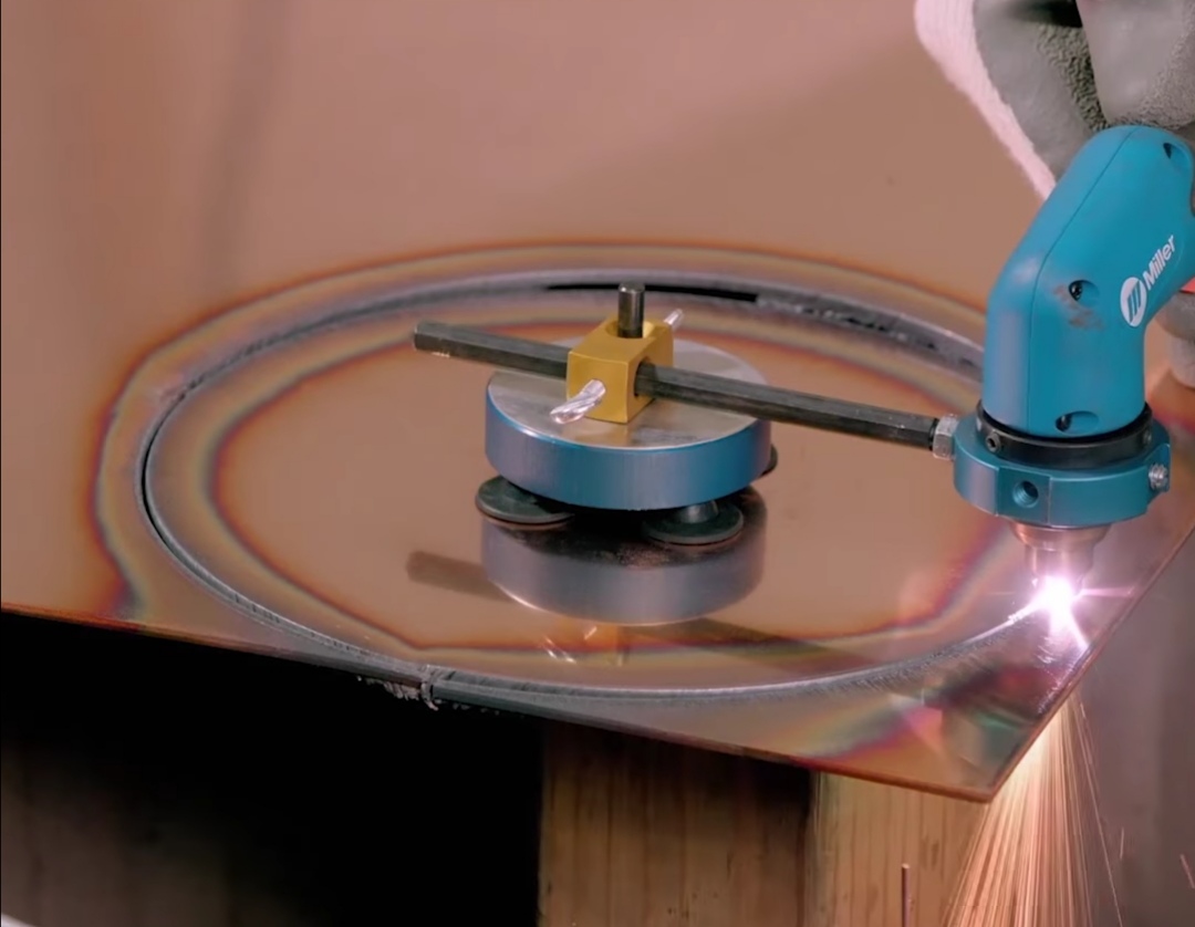 Copper sheet metal on blow torch cutting