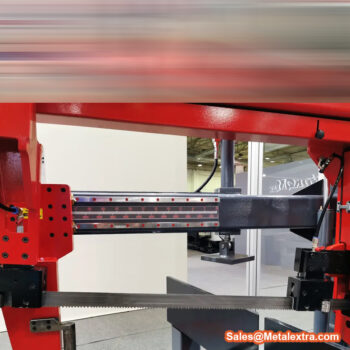 Alternative view of KARMETAL Auto Straight Bandsaw OSA 350x450 PLC (Motor; 5.4 HP/4 kW ~ 1.400 rpm) Angle 90°; 350 x 450 mm
